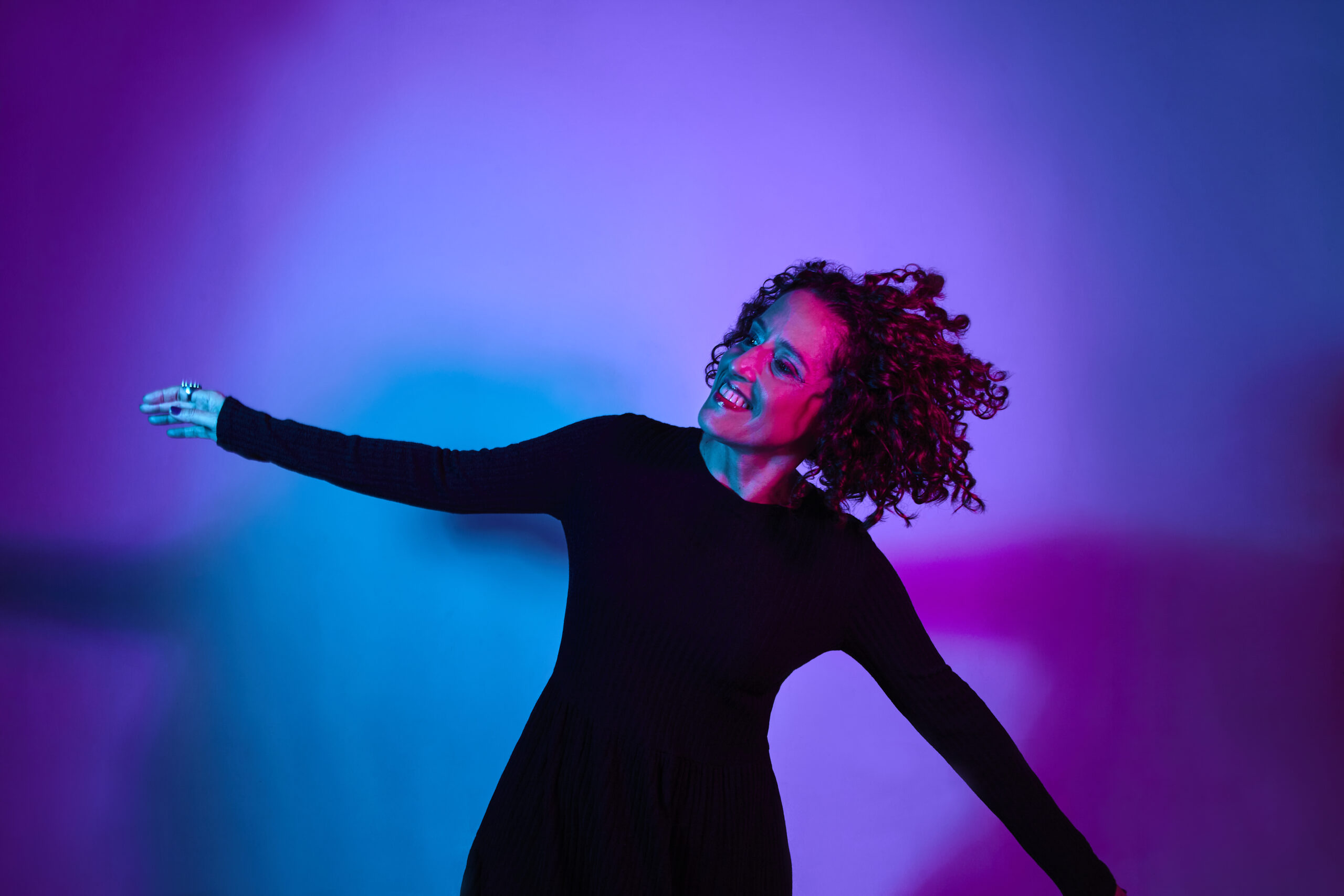 Fernanda Porto lança mais um single inédito: Aprenda a Calcular.