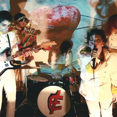 Escambau Revoluções Diárias