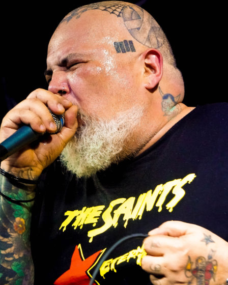 Cada Dia Mais Sujo e Agressivo