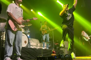 Lagum ao vivo em Santos-SP, janeiro de 2023. Foto: Daniel Seiti