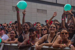 Fãs na grade do Fresno na I Wanna Be Tour Rio de Janeiro