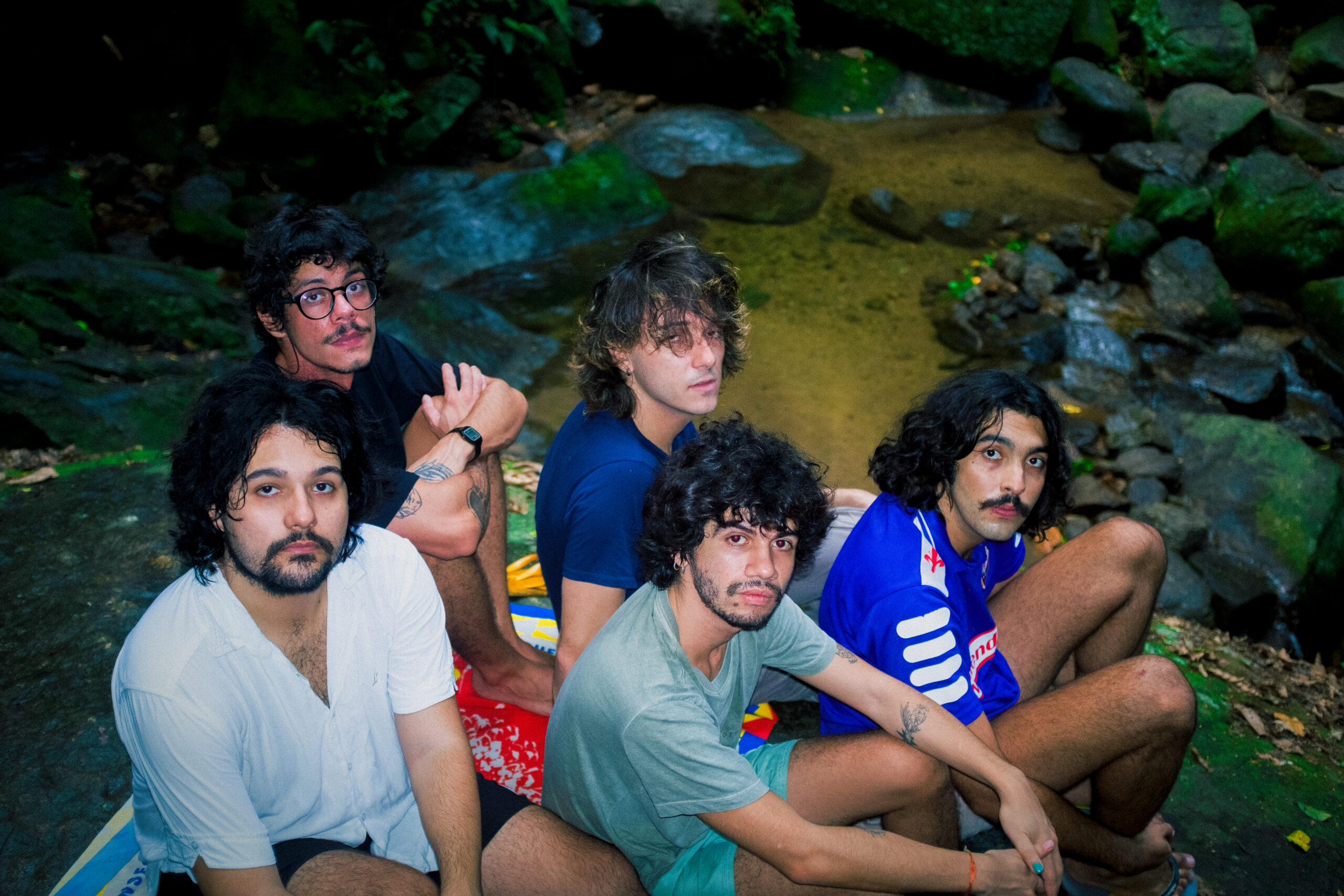 Tangolo Mangos antecipa novo álbum com o single “Dominó”