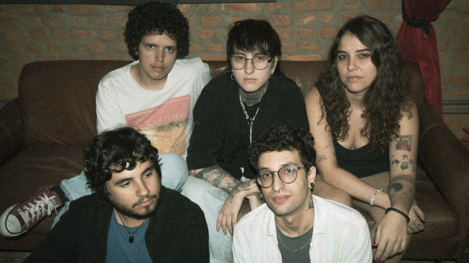 Turmallina transforma estrada em refúgio emocional no single “Serra”