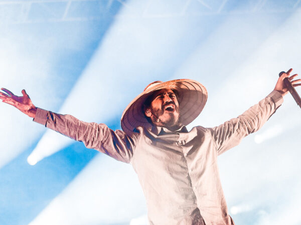 COALA FESTIVAL 2026: CRIOLO CELEBRA 15 ANOS DE “NÓ NA ORELHA” EM SÃO PAULO