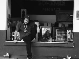FBC aposta no rock em “Tambores, Cafezais, Fuzis, Guaranás e Outras Brasilidades”