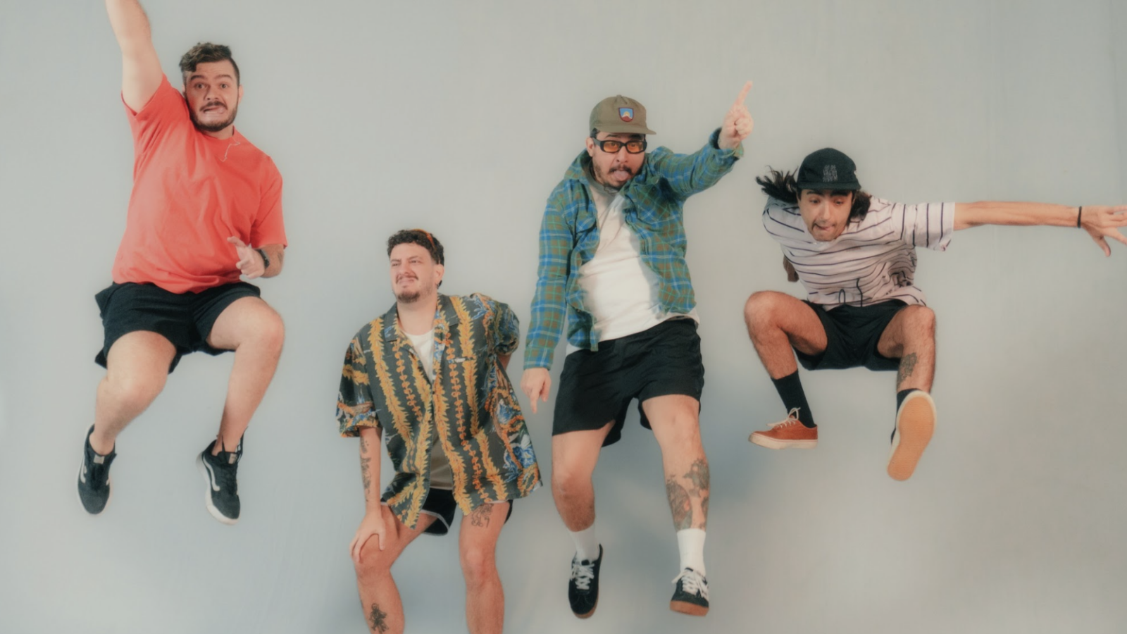 Melton Sello transforma pensamento intrusivo em combustível pop punk no single “Para com essa Parada”