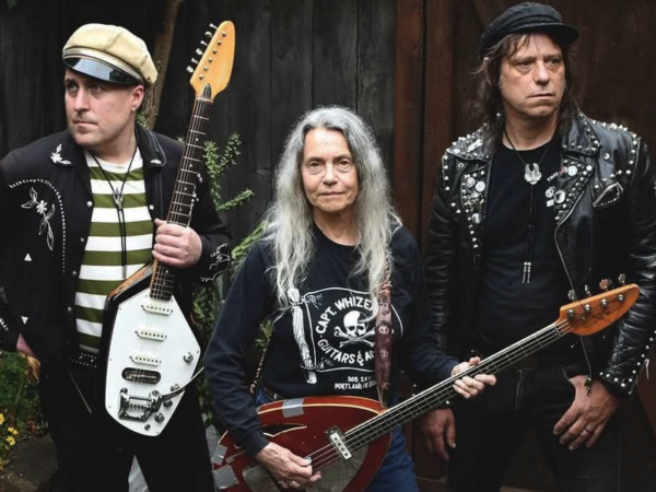 Toody Cole traz legado do Dead Moon para show único em São Paulo