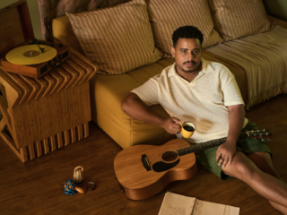 Caio Nunez lança disco de estreia”Nada Fica Fora do Lugar”