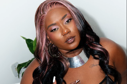Afrodite Bxd se aproxima do pop e do funk em “Eu Não Sei Parar”