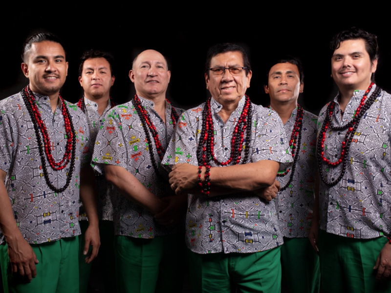 Bar Opinião recebe a cumbia psicodélica de Los Mirlos em Porto Alegre